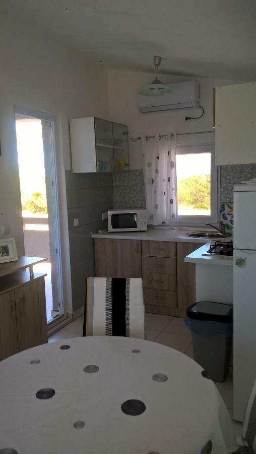 Apartment Kamelia วีร์ ภายนอก รูปภาพ